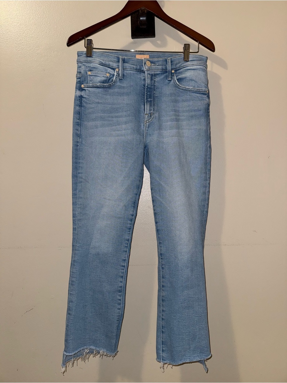Mother the Insider Crop Fray Limited Edition Wash Jeans,Size-29